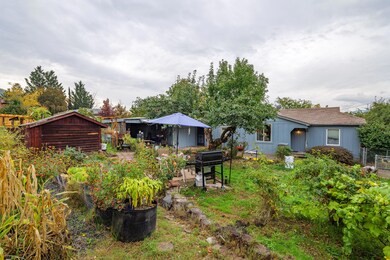 723NE12thSt-030