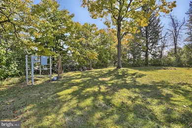 25 Shelbourne Rd, Reading, PA 19606 - photo 7