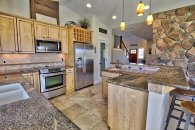 20793 NW Oneil Hwy, Redmond, OR 97756 - photo 3