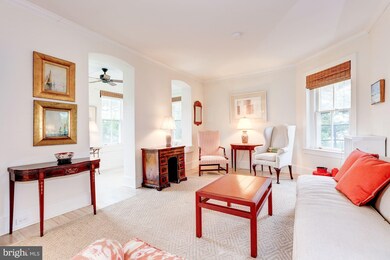 1657 31st St NW unit 206/208, Washington, DC 20007 - photo 3