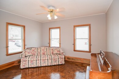 151 18th St unit 1, Lowell, MA 01850 - photo 2