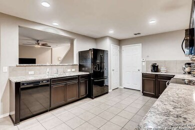 10106 Castello Canyon, San Antonio, TX 78254 - photo 6