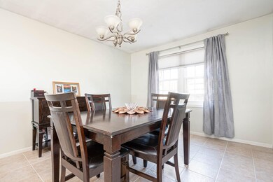 113 Pinecrest Rd, Litchfield, NH 03052 - photo 6