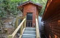 hot tub hut