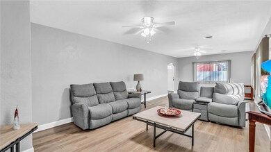 11912 Mcmullen Loop, Riverview, FL 33569 - photo 2