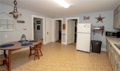 763 Coleridge Rd, Ramseur, NC 27316 - photo 7