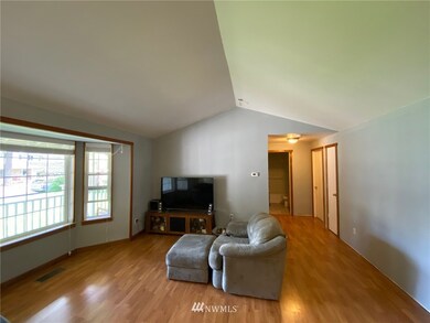 18107 E Clear Lake Blvd SE, Yelm, WA 98597 - photo 4
