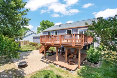 22212 Stablehouse Dr, Sterling, VA 20164 - photo 2