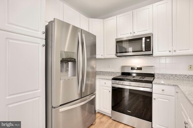 7021 Haycock Rd unit 801, Falls Church, VA 22043 - photo 3