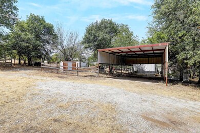 188 Finley Ct, Springtown, TX 76082 - photo 5