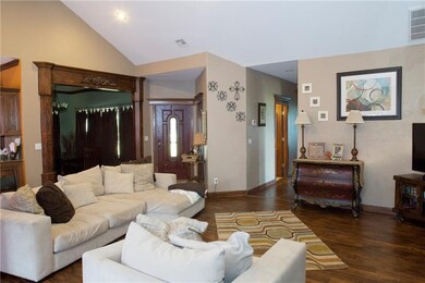 407 Dana Ln, McLoud, OK 74851 - photo 6