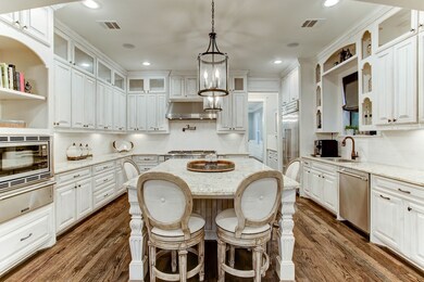 1502 Hewitt Dr, Houston, TX 77018 - photo 6