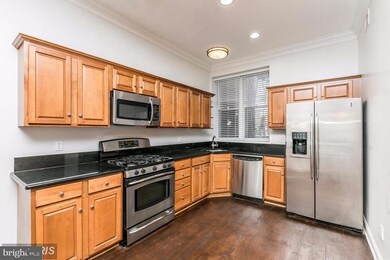 1819 Bolton St unit A, Baltimore, MD 21217 - photo 4