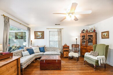 705 Jackson St, Weatherford, TX 76086 - photo 5