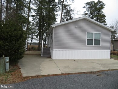151 Ocean Oval Dr, Berlin, MD 21811 - photo 2