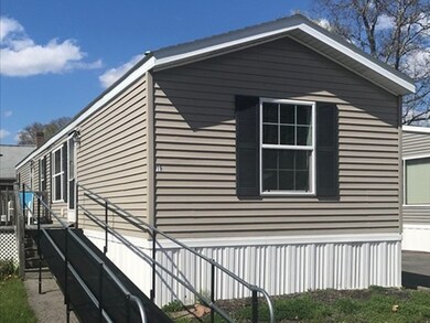 8 Swifts Beach Rd unit 16, Wareham, MA 02571 - photo 2