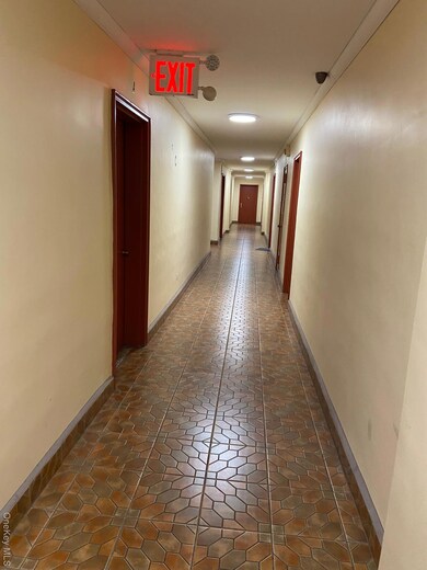 42-42 Colden St unit A7, Flushing, NY 11355 - photo 3