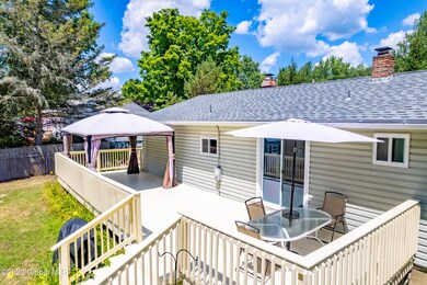 2001 Piney Point Rd, Troy, NY 12180 - photo 7