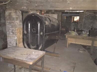 552 E Main St, Orange, MA 01364 - photo 4