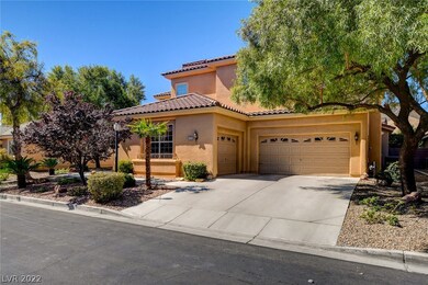 Three Car Garage