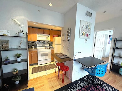 7326 Collins Ave unit 207, Miami Beach, FL 33141 - photo 7