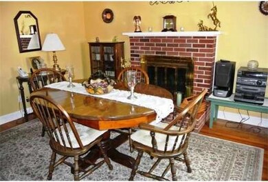 460 Ashburnham St, Fitchburg, MA 01420 - photo 6