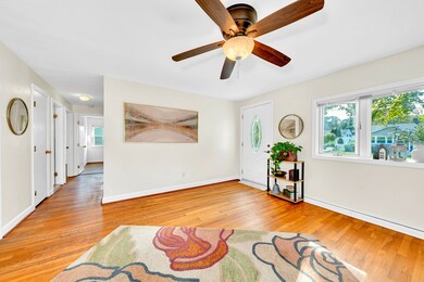 70 Enfield St, Lowell, MA 01852 - photo 7