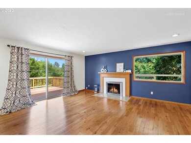 12715 SW Bowmont St, Portland, OR 97225 - photo 4