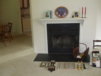 101 Oak Ln, Eatontown, NJ 07724 - photo 3