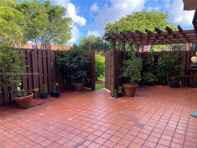 800 SW 119th Way, Davie, FL 33325 - photo 2