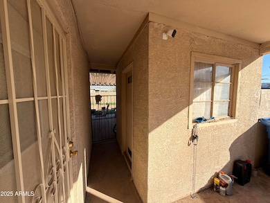 5001 S 21st Place, Phoenix, AZ 85040 - photo 4