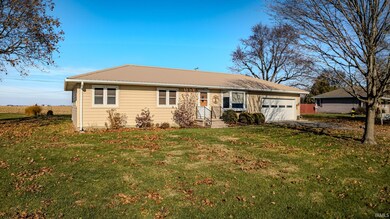 909 E 3rd St, Fowler, IN 47944 - photo 2