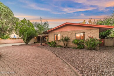 2611 W Capistrano Road - MLS Images-2