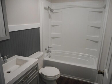 124 Orchard View Ln, Blanchester, OH 45107 - photo 4