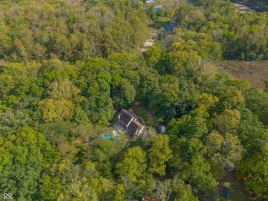 5681 Springhollow Ct, Avon, IN 46123 - photo 2