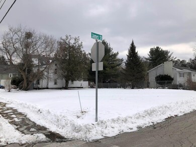 104 South St, Rutland, VT 05701 - photo 3