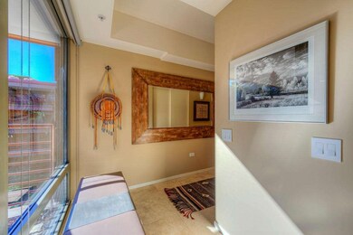 002_Foyer