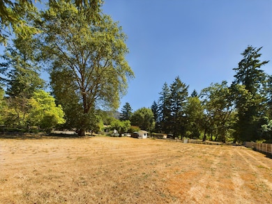 80-1860 Salyer Loop-176