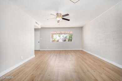 0009-09 - Thunderbird