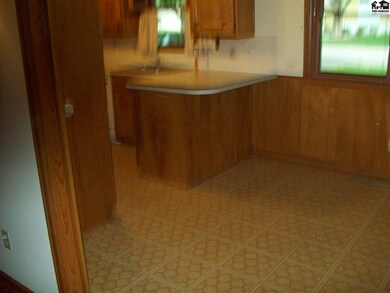 1202 Lyndon Rd, McPherson, KS 67460 - photo 7