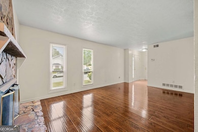 6400 Oak Chase Ln, Riverdale, GA 30296 - photo 3