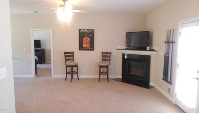 6101 Hudson Creek Dr, Louisville, KY 40291 - photo 4