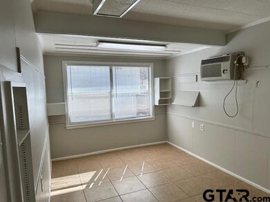 1435 Glenrose St, Tyler, TX 75701 - photo 5