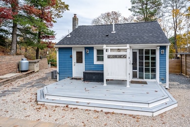 215 Roxy Cahoon Rd, Plymouth, MA 02360 - photo 6