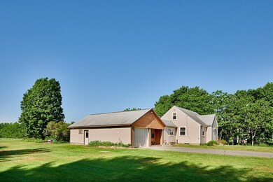 85 Old Amherst Rd, Sunderland, MA 01375 - photo 4
