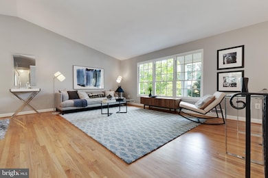 2414 Childs Ln, Alexandria, VA 22308 - photo 6