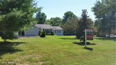 4311 S Starcrest Dr, Warrenton, VA 20187 - photo 2