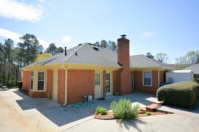 Rear storage units
