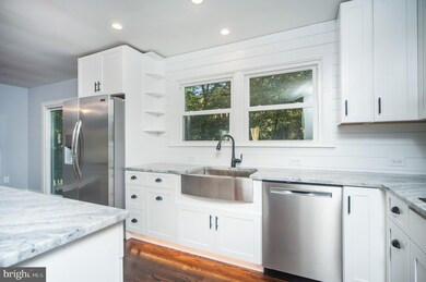 1504 Crofton Pkwy, Crofton, MD 21114 - photo 6