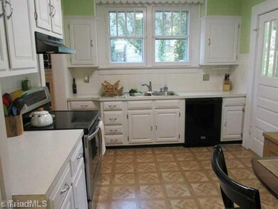 Kitchen. Charming Kitchen with newer appliances
